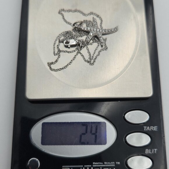 20 Inches Sterling Silver Cubic Zirconia Gem Starfish Necklace A4219 - Picture 8 of 8